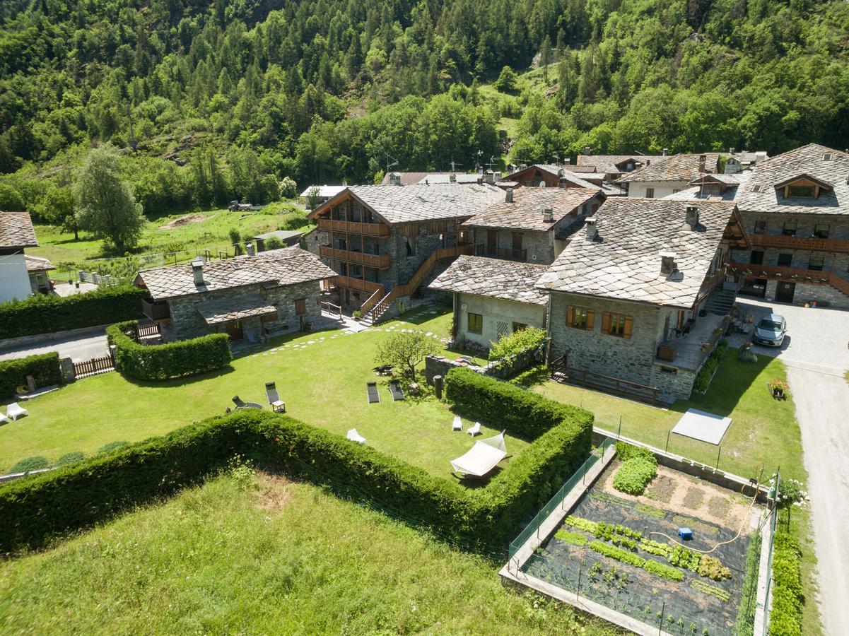 Le Petit Coeur Residence De Montagne La Salle Exterior foto